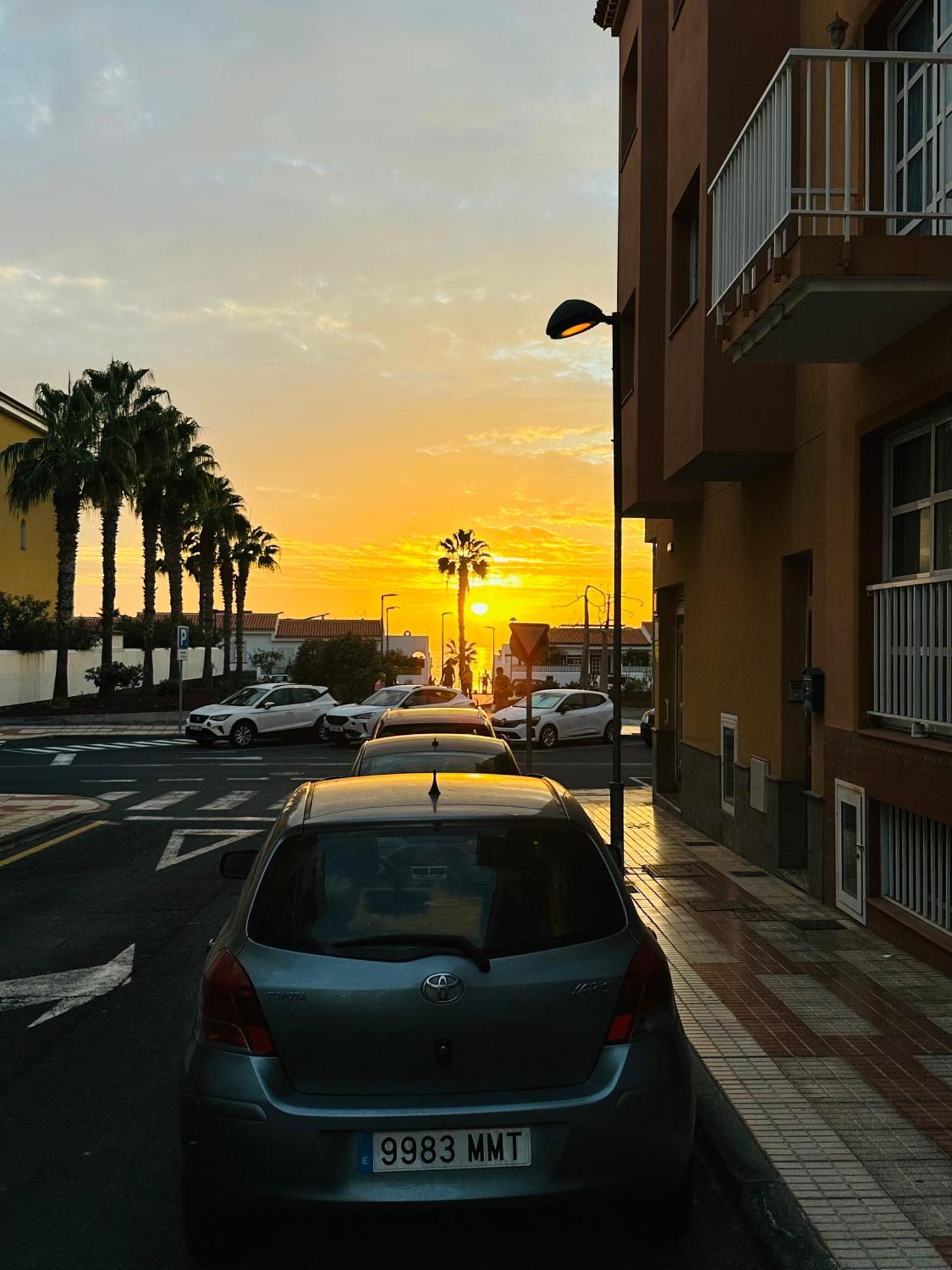 Apartamento Brisas Del Sur - Oasis Tenerife Sur Playa de San Juan  Dış mekan fotoğraf